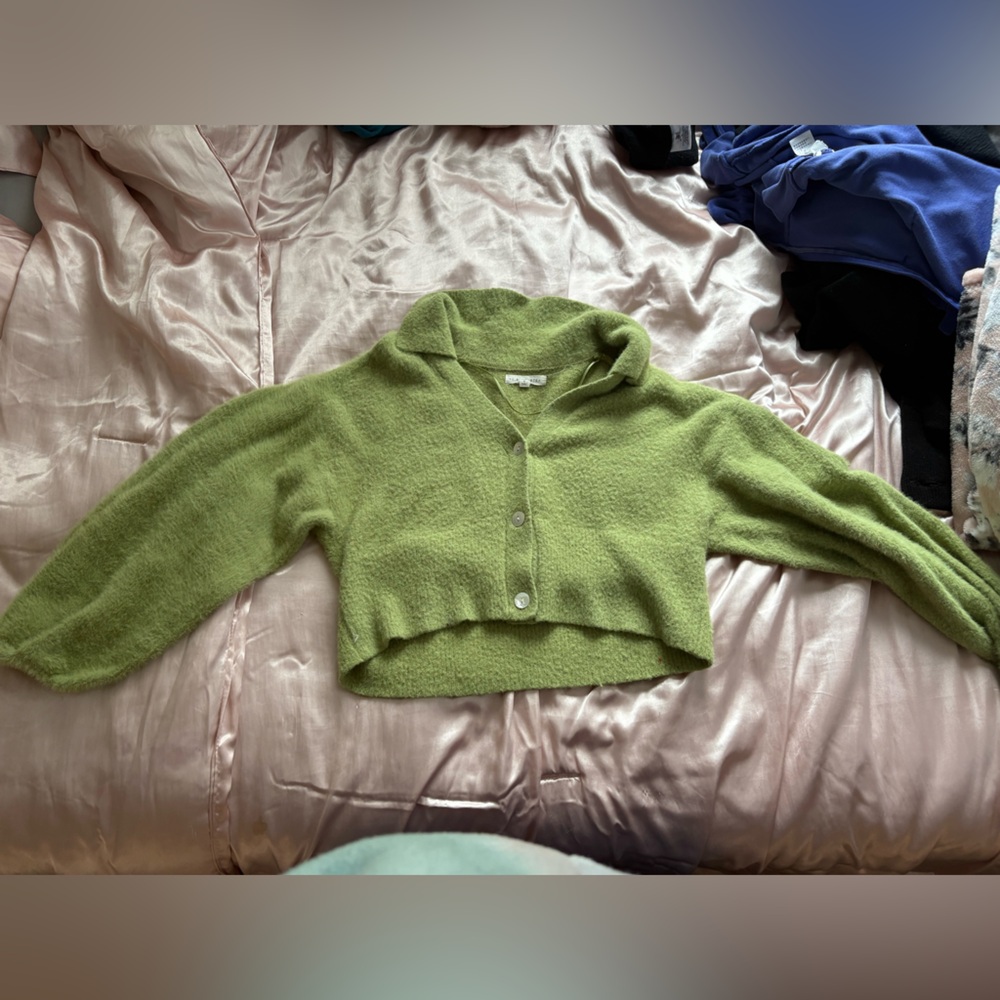 pacsun green cropped cardigan. super cute for the holidays.